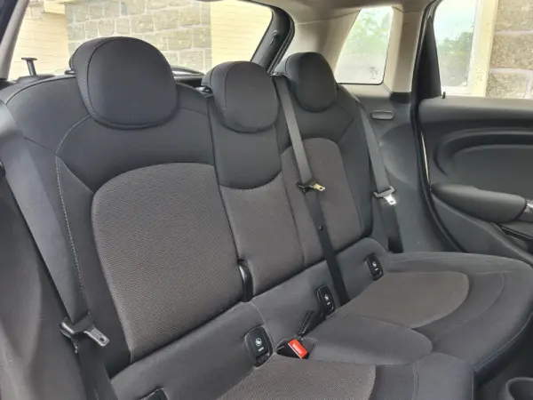 MINI 5 Portas One Standard 8