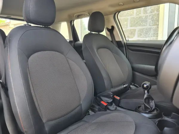MINI 5 Portas One Standard 10