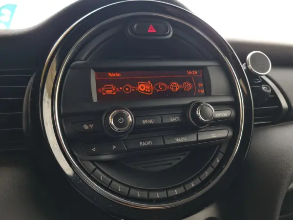 MINI 5 Portas One Standard 19