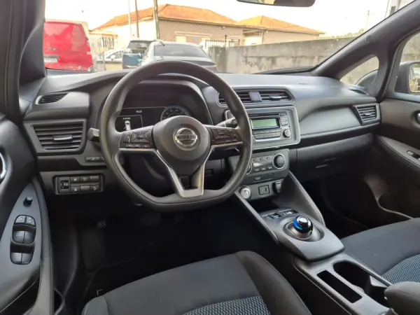 Nissan Leaf 40 kWh ACENTA 13