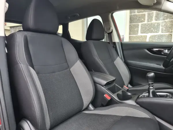 Nissan Qashqai 1.5 dCi N-Connecta 10