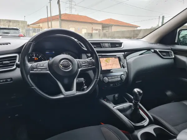 Nissan Qashqai 1.5 dCi N-Connecta 12