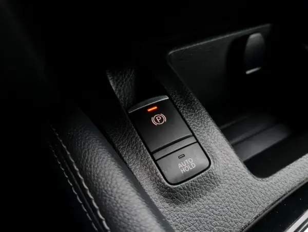 Nissan Qashqai 1.5 dCi N-Connecta 22