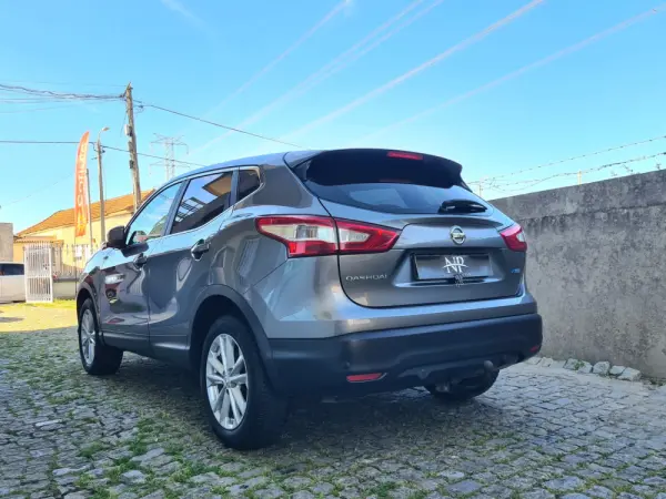 Nissan Qashqai 1.5 dCi Acenta Connect 2