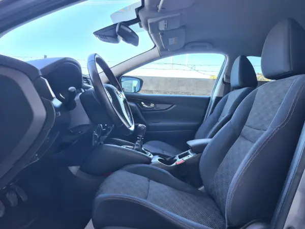 Nissan Qashqai 1.5 dCi Acenta Connect 13