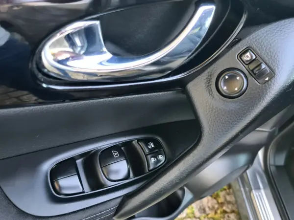 Nissan Qashqai 1.5 dCi Acenta Connect 29