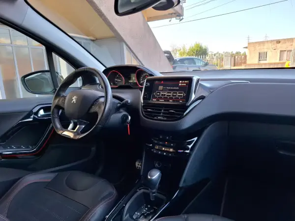 Peugeot 2008 1.5 BlueHDi GT Line EAT6 17