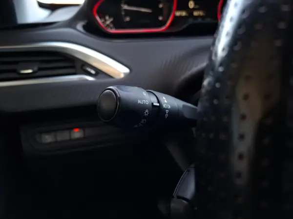 Peugeot 2008 1.5 BlueHDi GT Line EAT6 20