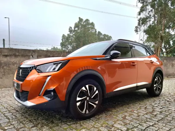 Peugeot 2008 1.2 PureTech GT Line 1