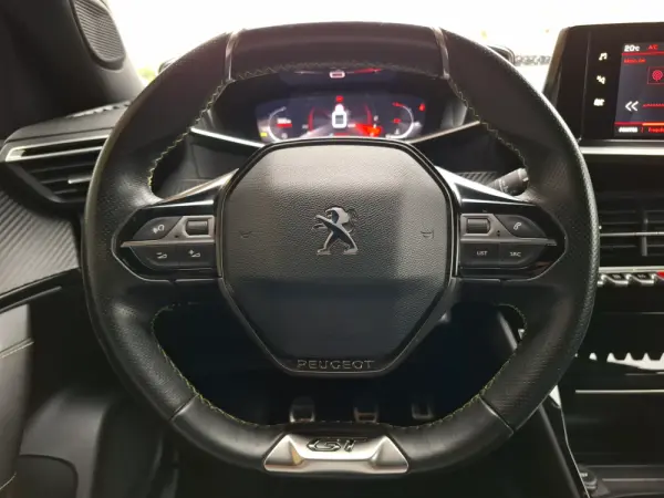 Peugeot 2008 1.2 PureTech GT Line 19
