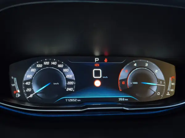 Peugeot 3008 1.5 BlueHDi Allure EAT8 20