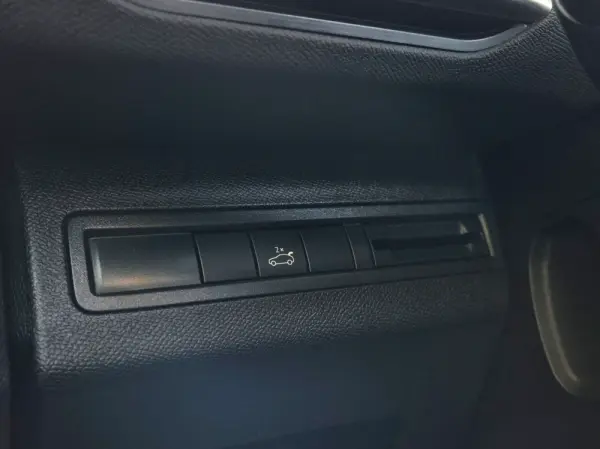 Peugeot 3008 1.6 BlueHDi GT Line 39