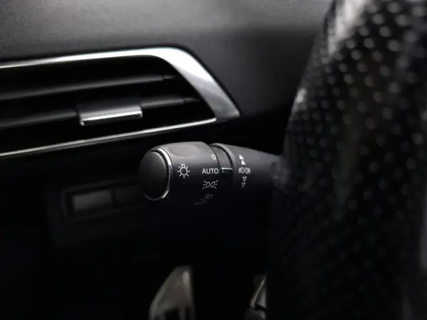 Peugeot 3008 1.5 BlueHDi GT Line EAT8 29