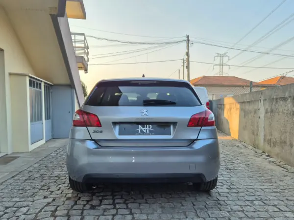 Peugeot 308 1.6 BlueHDi Style 3