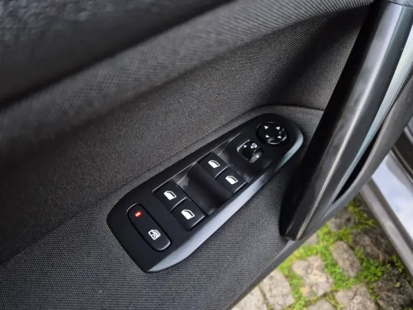 Peugeot 308 1.5 BlueHDi Active EAT8 34