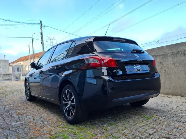 Peugeot 308 1.5 BlueHDi Active EAT8 2