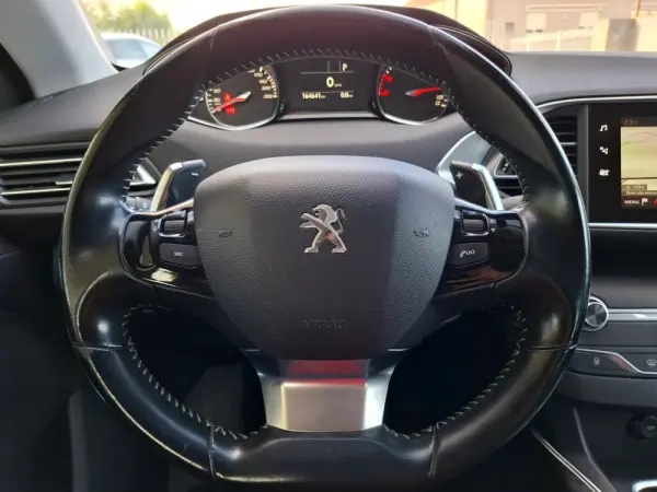 Peugeot 308 1.5 BlueHDi Active EAT8 19