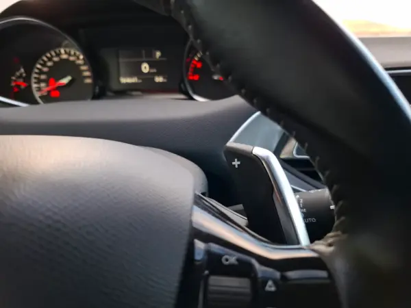 Peugeot 308 1.5 BlueHDi Active EAT8 21
