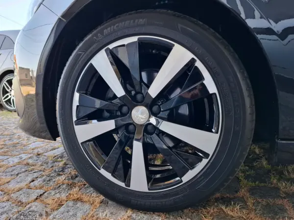 Peugeot 308 SW 1.5 BlueHDi GT Line EAT8 7