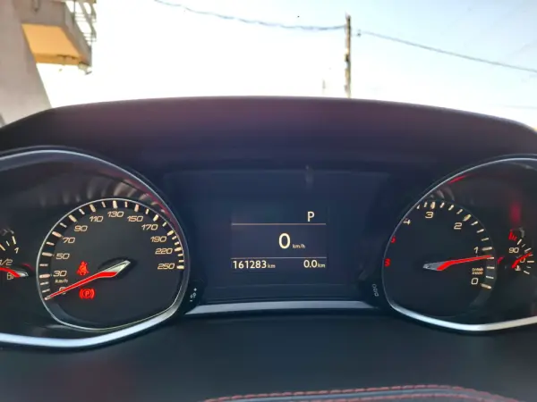 Peugeot 308 SW 1.5 BlueHDi GT Line EAT8 26