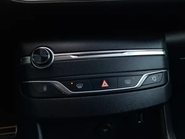 Peugeot 308 SW 1.5 BlueHDi GT Line EAT8 31