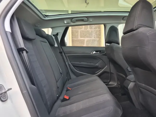 Peugeot 308 SW 1.6 BlueHDi Allure 10