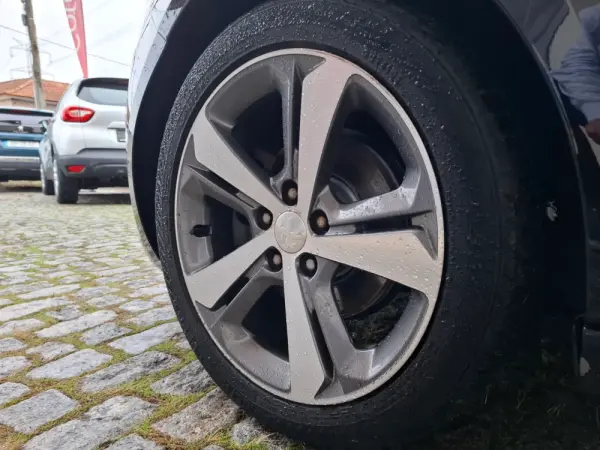Peugeot 308 SW 1.6 BlueHDi Allure 7