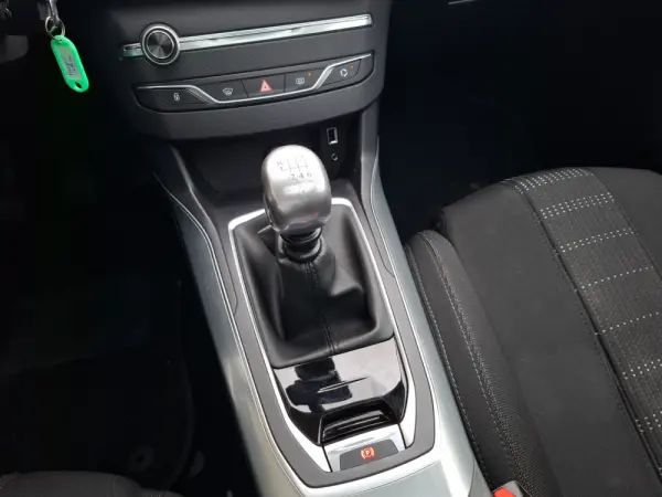 Peugeot 308 SW 1.6 BlueHDi Allure 28
