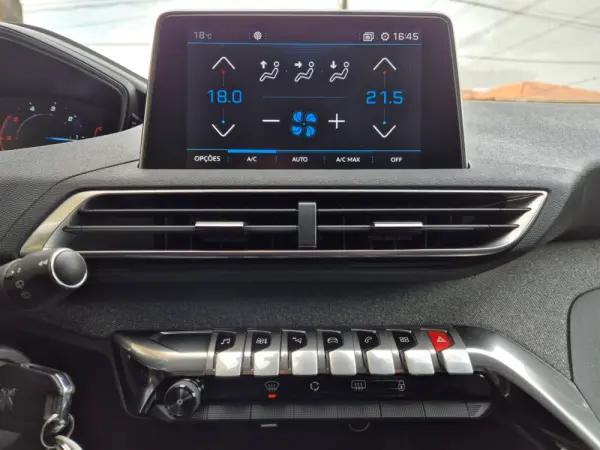 Peugeot 5008 1.5 BlueHDi Allure 26