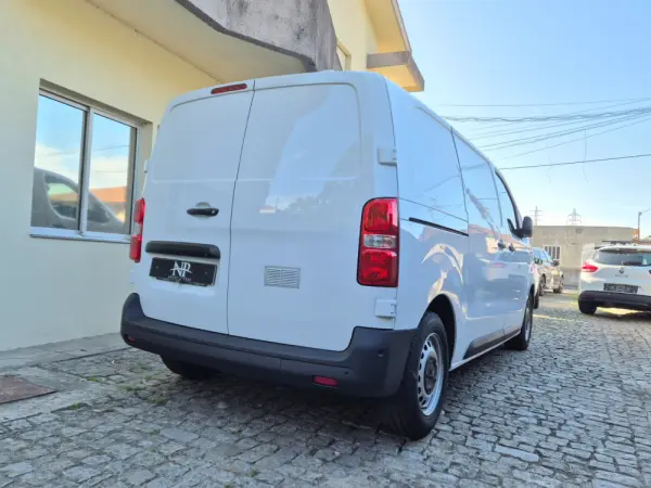 Peugeot Expert Outro 4
