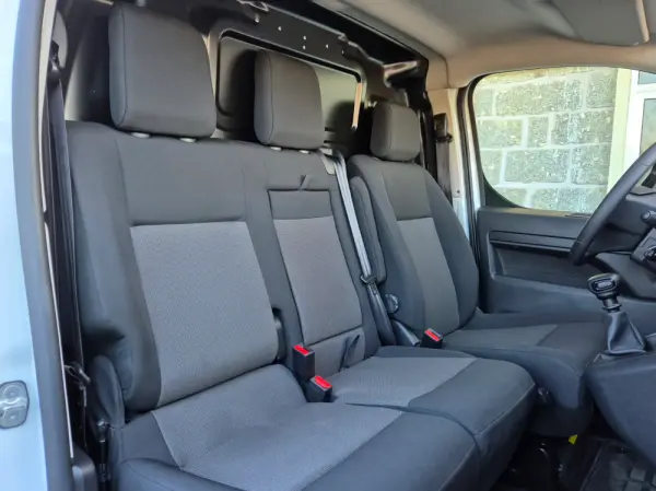 Peugeot Expert Outro 19