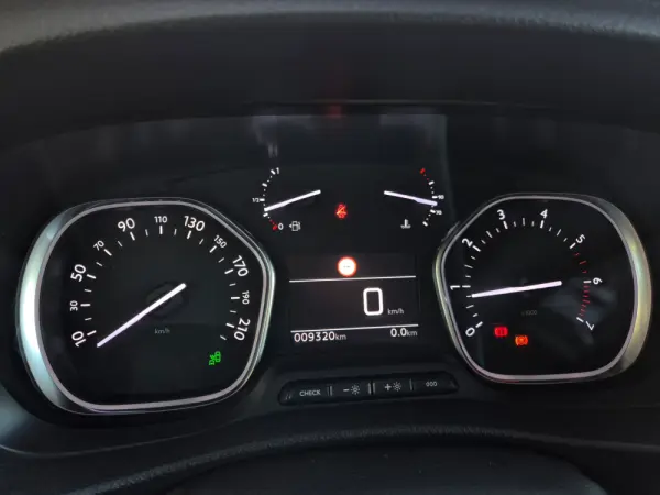 Peugeot Expert Outro 24