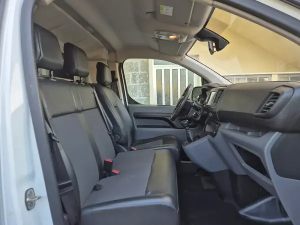 Peugeot Expert Outro 11