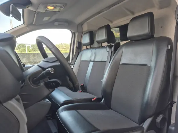 Peugeot Expert Outro 14