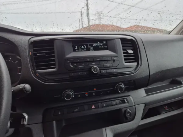 Peugeot Expert 1.5 BlueHDi Standard 21