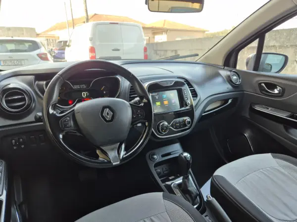 Renault Captur 1.2 TCe Exclusive EDC 14