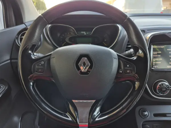 Renault Captur 1.2 TCe Exclusive EDC 17