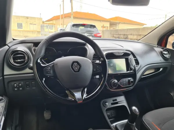 Renault Captur 1.5 dCi Exclusive 14