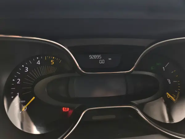 Renault Captur 1.5 dCi Exclusive 18