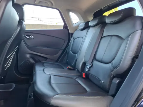 Renault Captur 1.5 dCi Exclusive 12