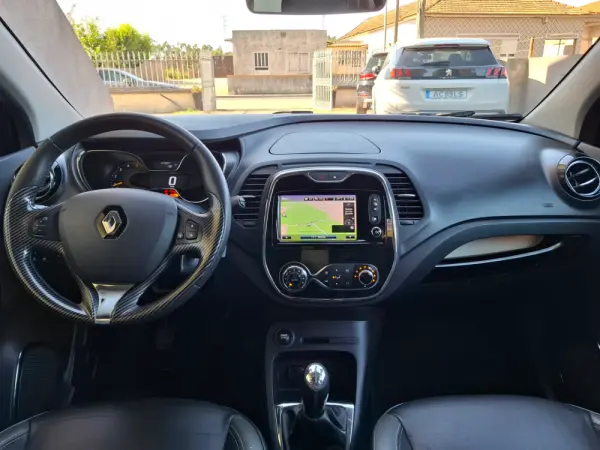 Renault Captur 1.5 dCi Exclusive 16