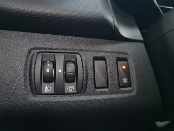 Renault Clio ENERGY dCi 110 Start & Stop INTENS 27