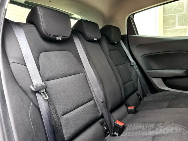 Renault Clio 1.5 Blue dCi Intens 9