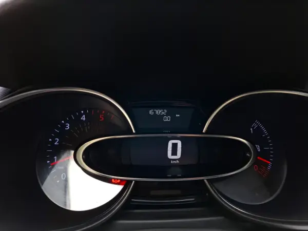 Renault Clio 1.5 dCi Zen 19