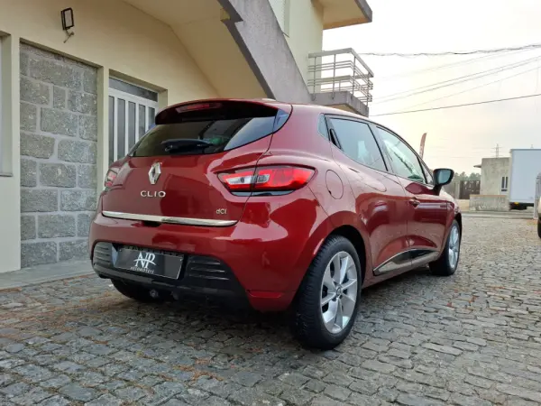 Renault Clio 1.5 dCi Dynamique S 4