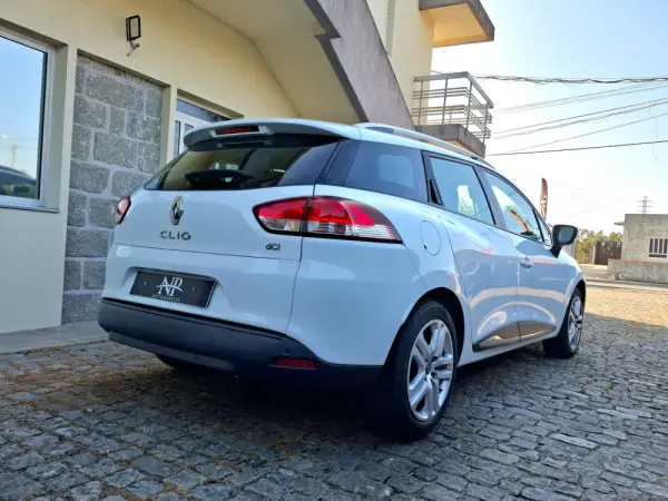 Renault Clio Sport Tourer dCi 75 Stop & Start Expression 4