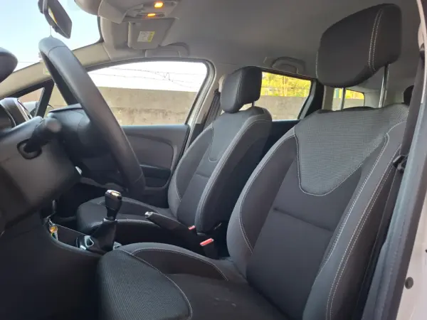 Renault Clio Sport Tourer dCi 75 Stop & Start Expression 11