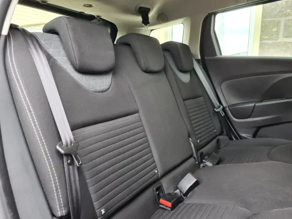 Renault Clio Sport Tourer dCi 90 Dynamique 8