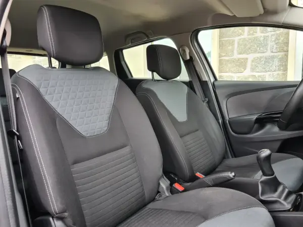 Renault Clio Sport Tourer dCi 90 Dynamique 10