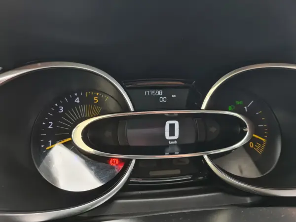 Renault Clio Sport Tourer dCi 90 Dynamique 18